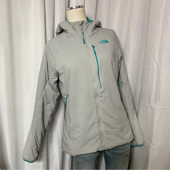 The North Face Ventrix Women’s Hoodie - Picture 2 of 11